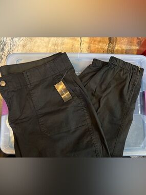 Lane Bryant Size 24 Black Joggers NWT